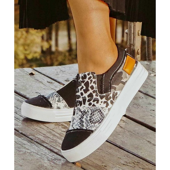 ZULILY Animal Patchwork Slip On Shoe Sz7 - Picture 2 of 2